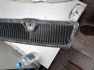 Решетка радиатора, ориг. номер 1Z0853668, Skoda Octavia 2000-2011