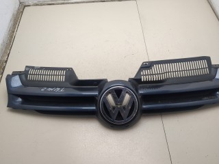 Решетка радиатора Volkswagen Golf 2003-2009
