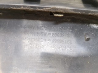 Решетка радиатора, ориг. номер 13157590, 6320123, 13216644, 1322236, 13180020, Opel Zafira B 2005-2008