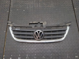 Решетка радиатора Volkswagen Touran 2003-2006
