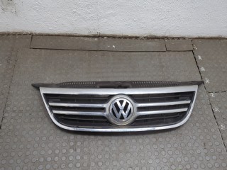 Решетка радиатора Volkswagen Tiguan 2006-2011