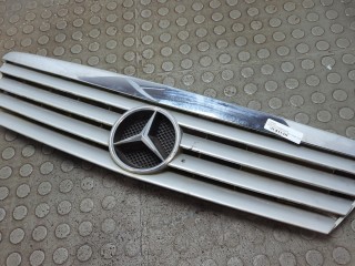 Решетка радиатора Mercedes A-Класс 2001-2004