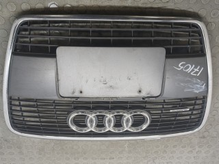 Решетка радиатора Audi A6 2004-2008