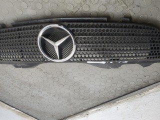 Решетка радиатора, ориг. номер A1708800085, Mercedes SLK 1996-2000