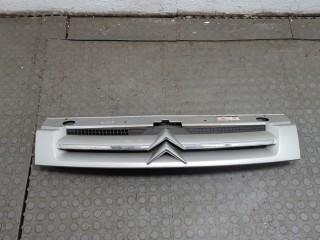 Решетка радиатора Citroen Berlingo 2004-2013