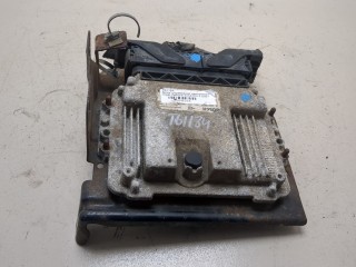 Блок управления двигателем, ориг. номер 0281014452, 55566279, 14101388, Opel Zafira B 2005-2008