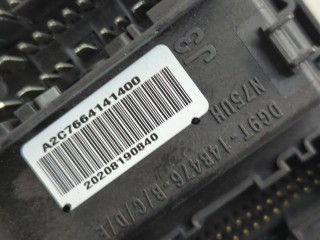 Блок управления бортовой сети (Body Control Module), ориг. номер LU5T15604, Ford Explorer 2019-2024
