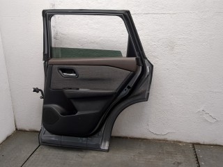 Дверная карта (Обшивка двери) правая задняя, ориг. номер 829A06RR7A, Nissan Rogue 2020-2024