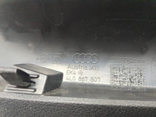 Обшивка крышки (двери) багажника, Audi Q7 2009-2015