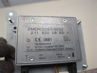 Усилитель антенны, ориг. номер 2118200885, Mercedes S-Класс 2005-2009