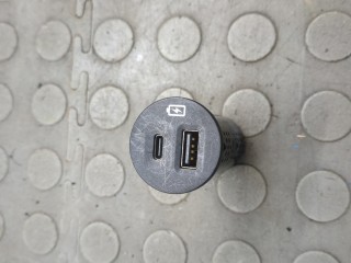 Разъем AUX/USB, ориг. номер 2668046, LB5T14F014CD, Ford Kuga 2019-2024