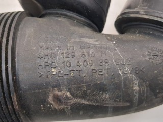 Патрубок корпуса воздушного фильтра, ориг. номер 4H0129616M, Audi A8 2007-2010