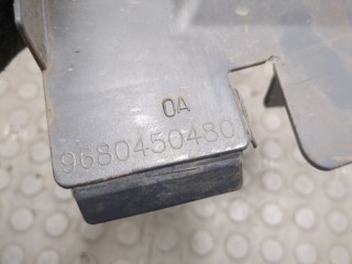 Пластик радиатора, ориг. номер 9680450480, Citroen Berlingo 2004-2013