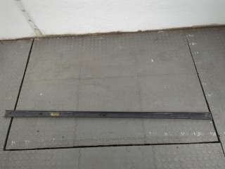 Молдинг двери левое заднее, ориг. номер 769977S205, Mercedes S-Класс 1985-1991