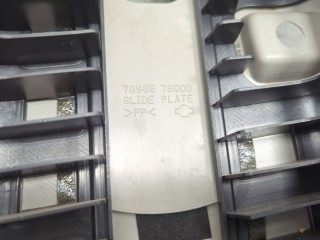 Обшивка центральной стойки левая, Nissan Titan 2003-2007