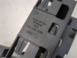 Кронштейн блока управления, ориг. номер 8R0907297, Audi Q5 2008-2012