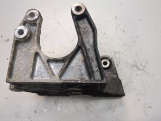 Кронштейн полуоси, ориг. номер 6G9N4H473CC, LR003449, Land Rover Freelander 2 2006-2010
