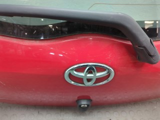 Крышка (дверь) багажника, ориг. номер 670050D030, Toyota Yaris 2005-2009