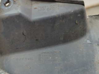 Брызговик правый передний, ориг. номер 766210C050, Toyota Sequoia 2007-2017