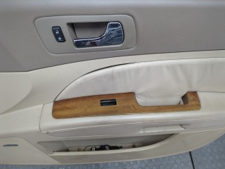 Стекло боковой двери правое переднее, ориг. номер 25948830, Cadillac SRX 2003-2009