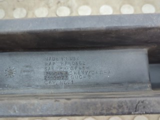 Усилитель бампера передний, ориг. номер 22742861, Chevrolet Tahoe 2006-2014