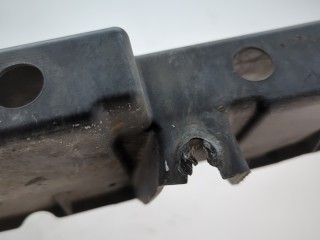 Усилитель бампера передний, ориг. номер 22742861, Chevrolet Tahoe 2006-2014