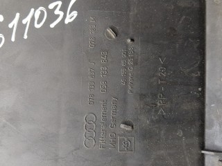 Корпус воздушного фильтра, ориг. номер 078133837BD, Audi A4 1994-1999