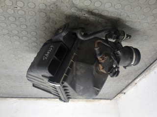 Корпус воздушного фильтра Audi A4 1994-1997