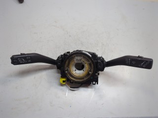 Переключатель поворотов и дворников (стрекоза) Volkswagen Golf 6 2008-2012