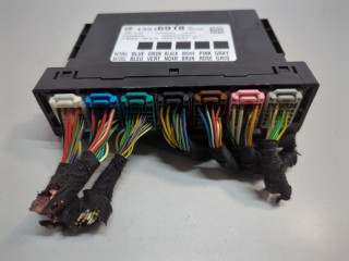 Блок управления бортовой сети (Body Control Module), ориг. номер 13516918, Chevrolet Bolt 2016-2021