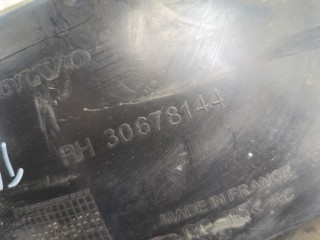 Защита арок (подкрылок) правая передняя, ориг. номер 30678144, Volvo V50 2003-2007