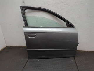 Дверь боковая (легковая) правая передняя Audi A4 2000-2006