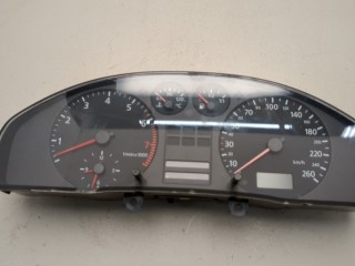 Щиток приборов (приборная панель) Audi A4 1994-1999