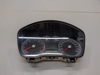 Щиток приборов (приборная панель) Ford Focus 2004-2008