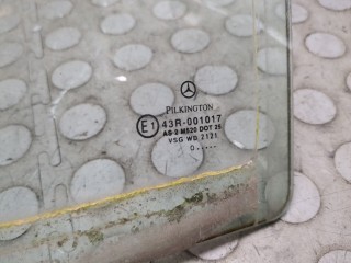 Стекло боковой двери левое заднее, ориг. номер A2207300718, Mercedes S W220 1998-2002