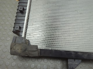 Радиатор охлаждения двигателя, ориг. номер 6L2Z8005AD, Ford Explorer 2001-2006