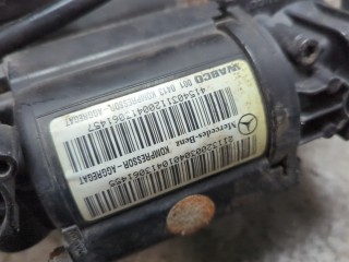 Блок клапанов, ориг. номер A2203200258, Mercedes S W220 2002-2005