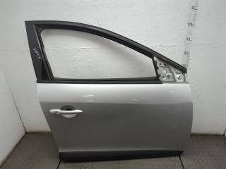 Дверная карта (Обшивка двери) правая передняя Renault Megane 2006-2009