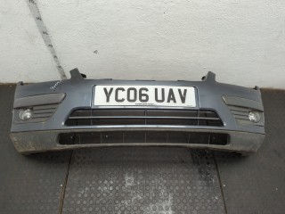 Бампер передний Ford Focus 2004-2008