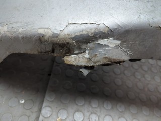 Бампер передний, ориг. номер A2038851325, Mercedes C W203 2000-2004