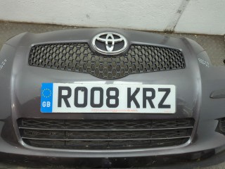 Бампер передний, Toyota Yaris 2005-2009