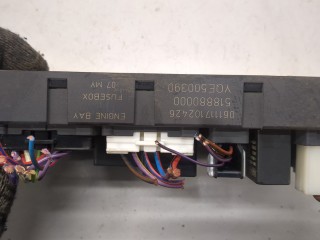 Блок предохранителей, ориг. номер YQE500390, Land Rover Range Rover 2005-2009
