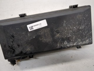 Блок предохранителей, ориг. номер YQE103800, Land Rover Discovery 1998-2002