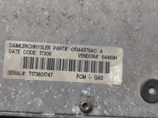 Блок предохранителей, ориг. номер 05144579AC, Chrysler Voyager 2004-2008