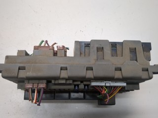 Блок предохранителей, ориг. номер YWC500211, Land Rover Freelander 1 2003-2006