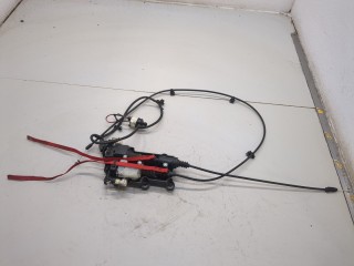 Замок капота, ориг. номер 105799100D, Tesla Model X 2015-2021