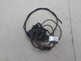 Замок капота Volkswagen Passat 1996-2001