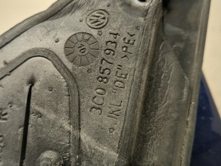 Зеркало боковое правое, ориг. номер 3C1857508DM9B9, Volkswagen Passat 2005-2010