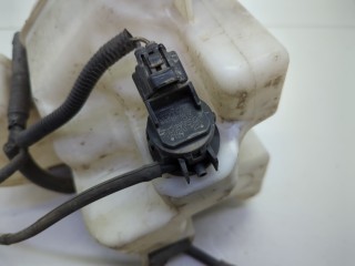 Бачок омывателя, Lexus IS 2005-2008