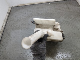 Бачок омывателя, Toyota Corolla 2002-2007